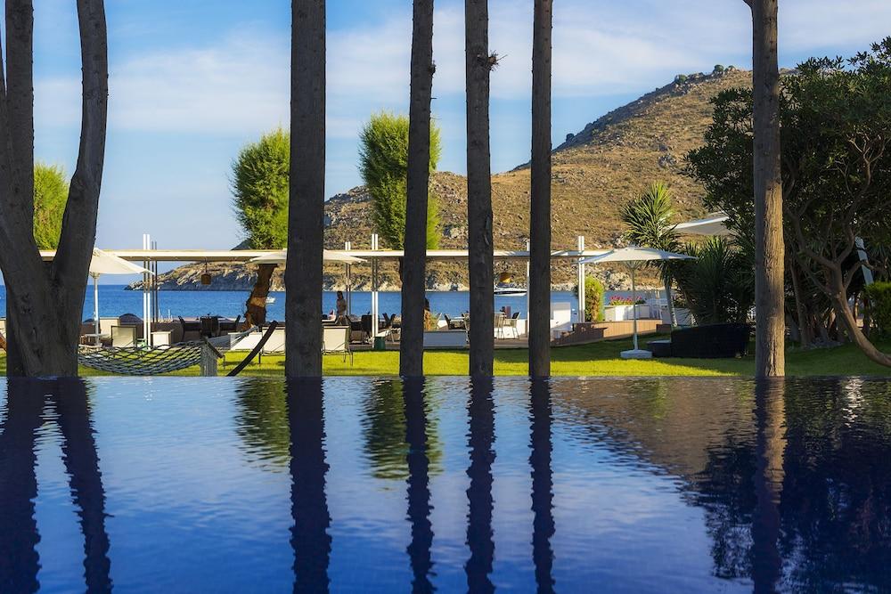 LIV Hotel by Bellazure Akyarlar Exterior foto